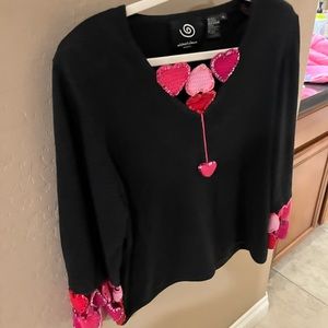Simon Michael black sweater with hearts in the front and sleeves /3/4  size XL